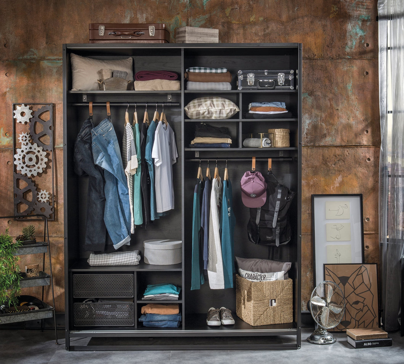 Dark Metal Schiebeschrank